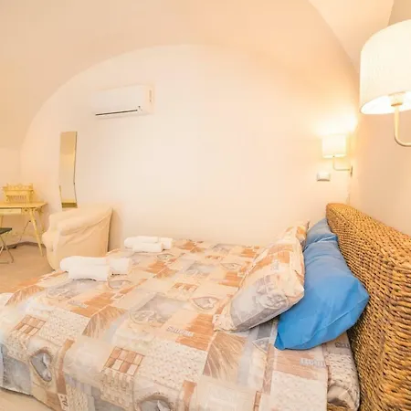 Station House Daniele Apartment *