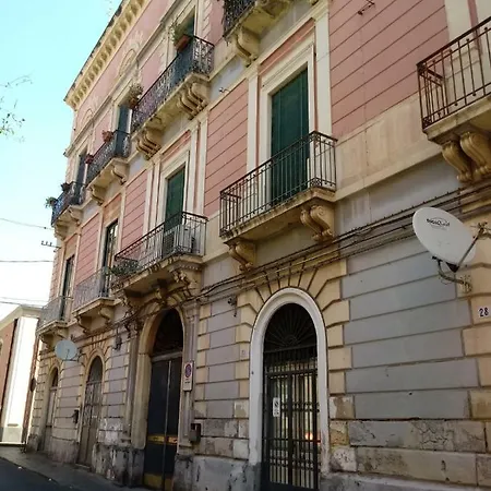 Station House Daniele Apartment Catania